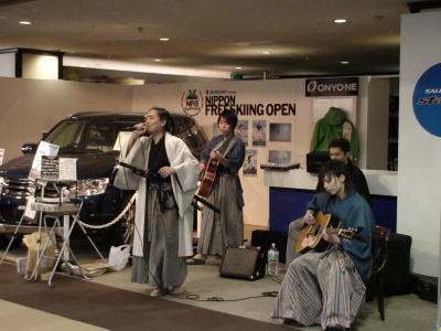 streetmusician_2.jpg
