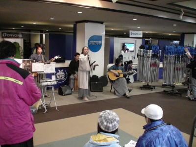 streetmusician_3.jpg